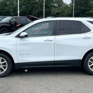 صورة 4 لـ 2022 Chevrolet EQUINOX LT