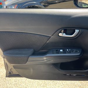 صورة مصغرة 61 لـ 2013 Honda CIVIC LX