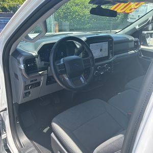 صورة مصغرة 36 لـ 2025 FORD F-150 XLT