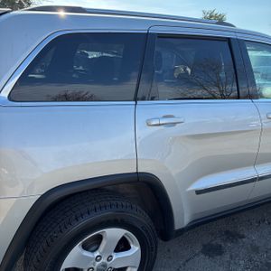 JEEP GRAND CHEROKEE LAREDO - 9