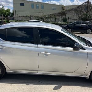 NISSAN ALTIMA 2.5 SR - 7