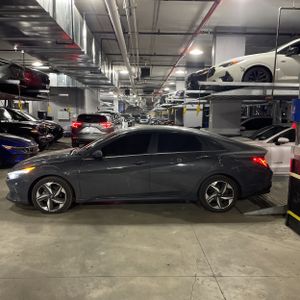 HYUNDAI ELANTRA LIMITED - 3