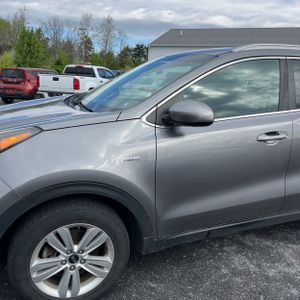 KIA SPORTAGE LX - 2