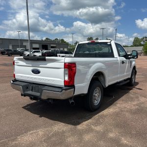 FORD F-250 SUPER DUTY XL - 8