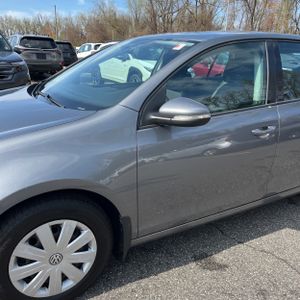 VOLKSWAGEN GOLF BASE - 2