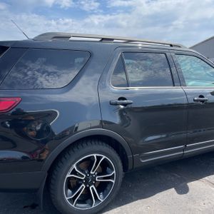 FORD EXPLORER SPORT - 9