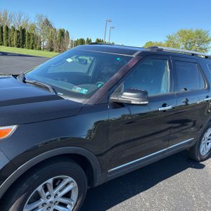 FORD EXPLORER XLT - 2