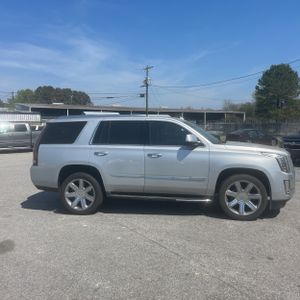 CADILLAC ESCALADE LUXURY - 10