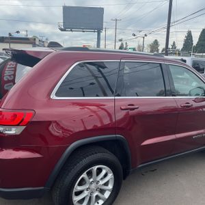 JEEP GRAND CHEROKEE LAREDO E - 9
