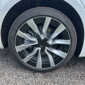 2025 Tesla MODEL 3 LONG RANGE 缩略图 19