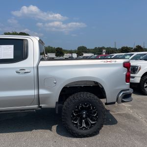 2020 Chevrolet SILVERADO 1500 LT photo 6