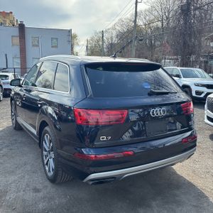 AUDI Q7 3.0T PREMIUM - 5