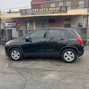 CHEVROLET TRAX LS - 3