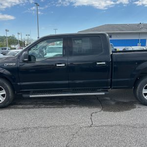 FORD F-150 XLT - 4