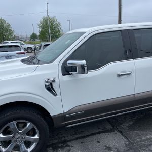 FORD F-150 LARIAT - 2