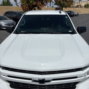 صورة 15 لـ 2020 Chevrolet SILVERADO 1500 RST