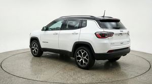 صورة 5 لـ 2025 JEEP COMPASS LIMITED