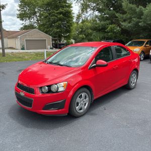 صورة 1 لـ 2015 Chevrolet SONIC LS AUTO