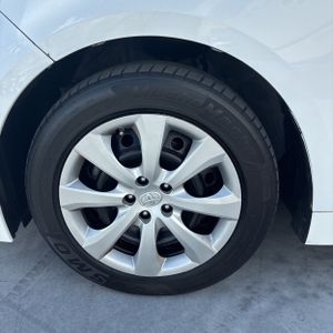 2022 Toyota COROLLA LE — миниатюра 17