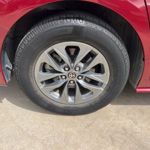 صورة مصغرة 19 لـ 2021 Toyota SIENNA XLE 8-PASSENGER