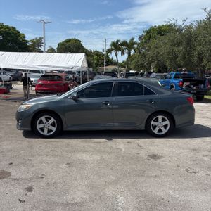 2014 Toyota CAMRY SE 照片 3