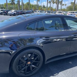 PORSCHE PANAMERA - 9