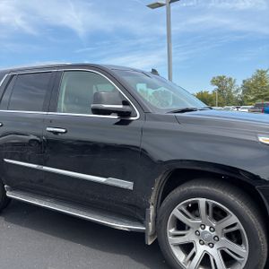 2015 Cadillac ESCALADE LUXURY — фото 13