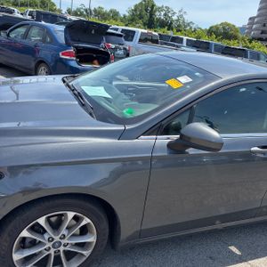 FORD FUSION SE - 2