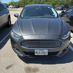 FORD FUSION SE - 10