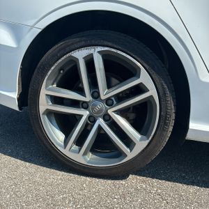 صورة 19 لـ 2018 AUDI A3 PREMIUM
