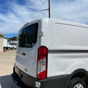 صورة مصغرة 72 لـ 2018 FORD TRANSIT 250