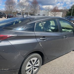 Toyota Prius Two Eco - 9