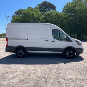FORD TRANSIT 150 - 10