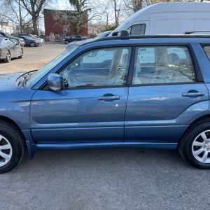 SUBARU FORESTER X - 4