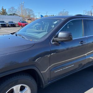 JEEP GRAND CHEROKEE LAREDO - 2