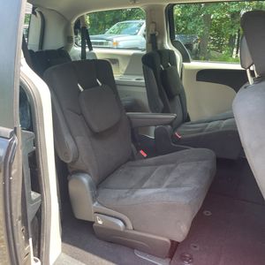 2015 Dodge GRAND CARAVAN AMERICAN VALUE PKG — миниатюра 30