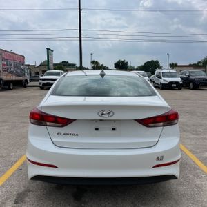 HYUNDAI ELANTRA SEL - 7