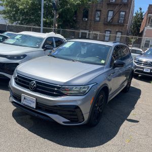 2022 Volkswagen TIGUAN SE R-LINE BLACK 4MOTION 照片 1