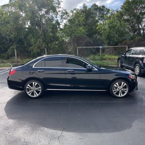 MERCEDES-BENZ C-CLASS - 10