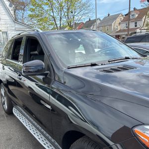 MERCEDES-BENZ GLE - 10