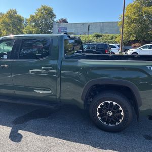صورة 5 لـ 2022 Toyota TUNDRA SR5