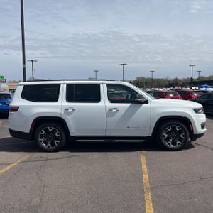 JEEP WAGONEER SERIES III - 10