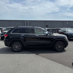 JEEP GRAND CHEROKEE LIMITED - 10