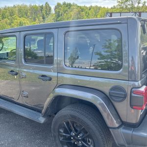 JEEP WRANGLER 4XE UNLIMITED SAHARA 4X4 - 6