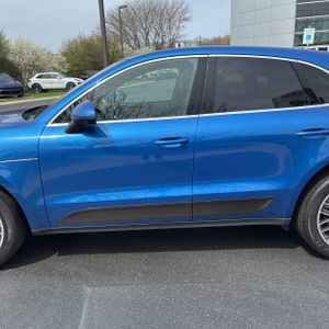 PORSCHE MACAN S - 4