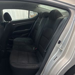 صورة مصغرة 33 لـ 2018 Hyundai ELANTRA SEL