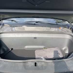 2022 Rivian R1S LAUNCH EDITION — миниатюра 48