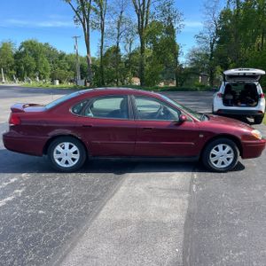 FORD TAURUS SEL - 10