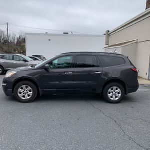 CHEVROLET TRAVERSE LS - 3