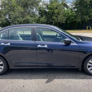 2011 Honda ACCORD EX-L V6 — миниатюра 11